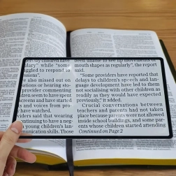 Elastična džepna stranica lupa 12 × 18 cm