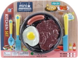 Set plastične hrane s priborom i tanjurićem