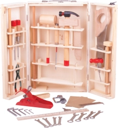 Kofer s alatom za male majstore