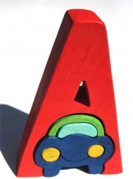 Drveno slovo A s autićem za djecu