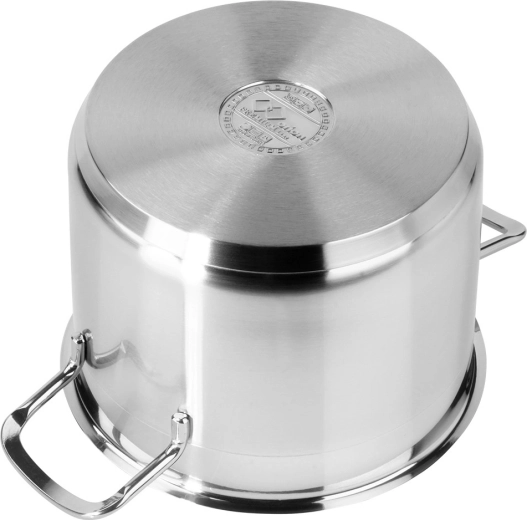 Svestrana uporaba na sve vrste štednjaka uključujući indukciju