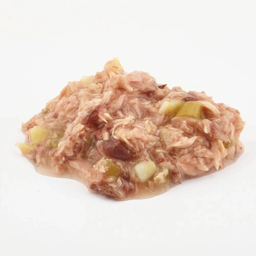 Sočna tekstura s komadićima tunjevine