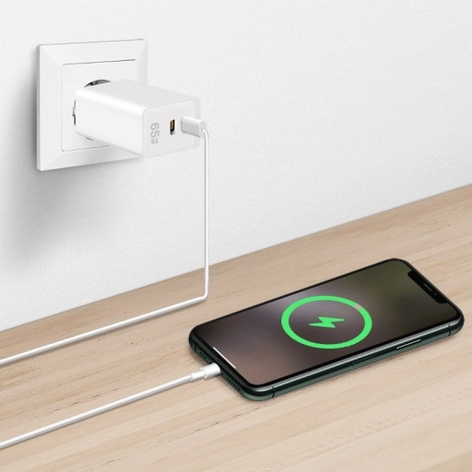 Brzo punjenje s USB Power Delivery