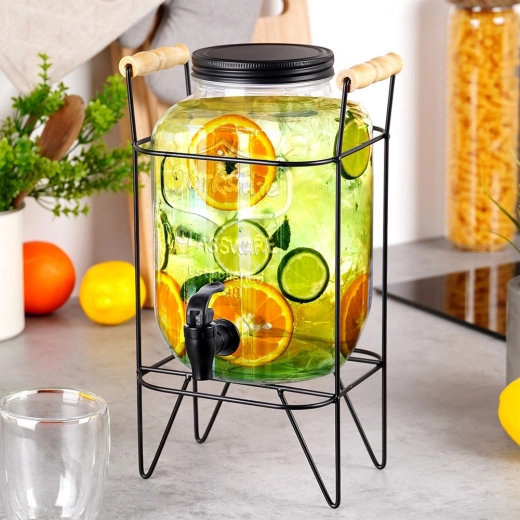 Velika zapremina 4,2 l za proslave i svakodnevnu upotrebu