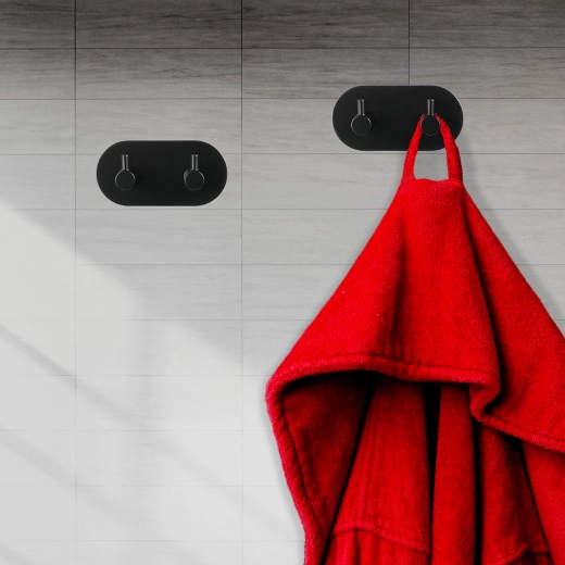 Moderan metalni dizajn u mat crnoj