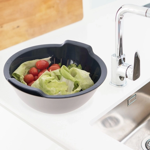 Jednostavno za rad uz sudoper i na radnoj plohi