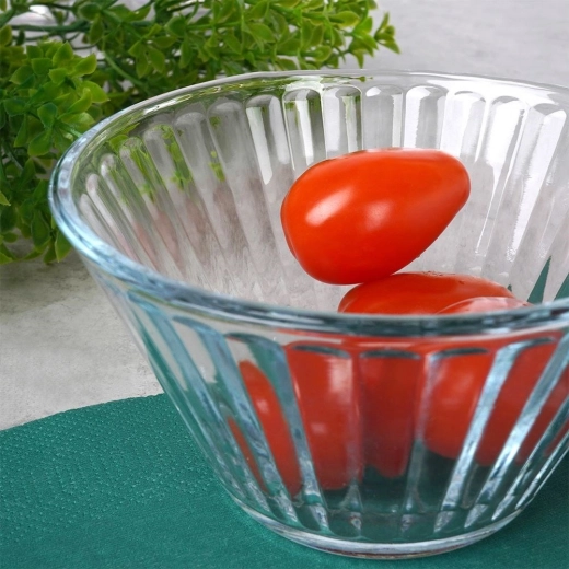 Elegantno rebrasto staklo