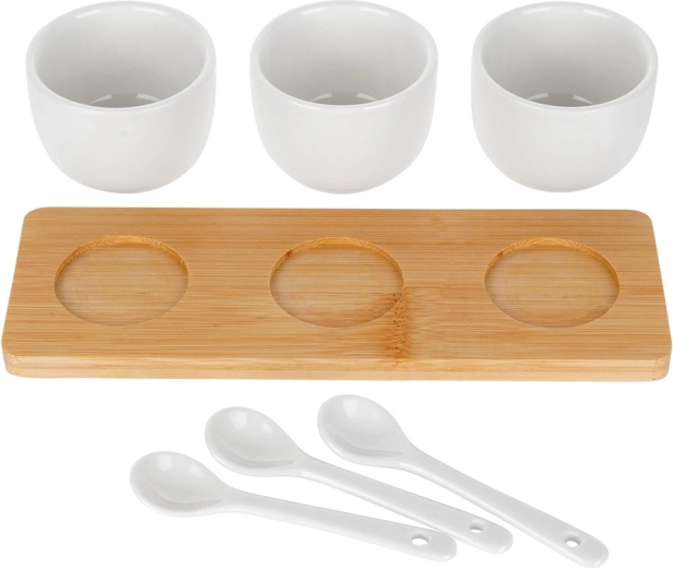 Stilsko posluživanje na prirodnom bambusu