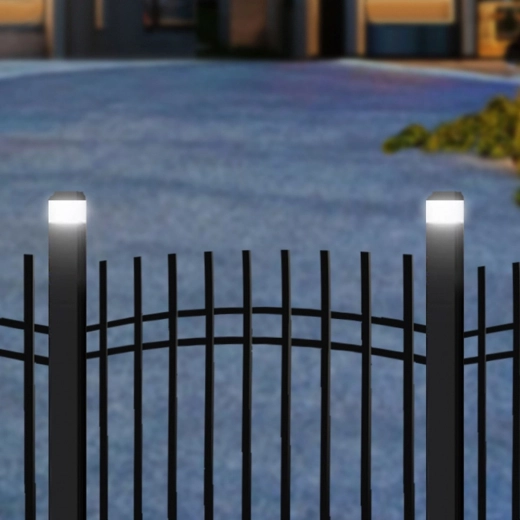 Elegantna rasvjeta ulaza i ograde