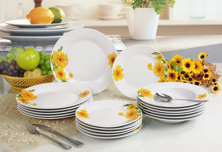 Izdržljiv porculan sa sjajnom glazurom