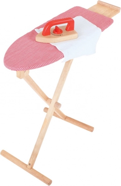 Drveno glačalo i daska za peglanje za djecu
