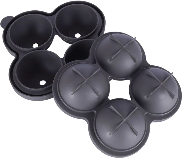 Četiri savršeno okrugle ledene kugle