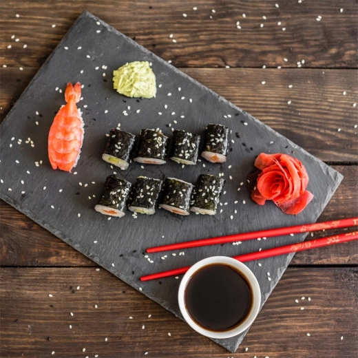 Zadržava topla i hladna jela