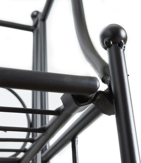 Čvrsta metalna konstrukcija s mat završnom obradom