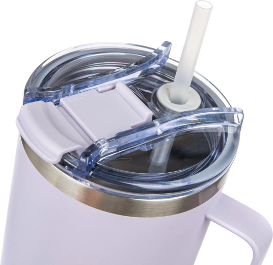 Dva načina pijenja: slamka i nastavak za piće