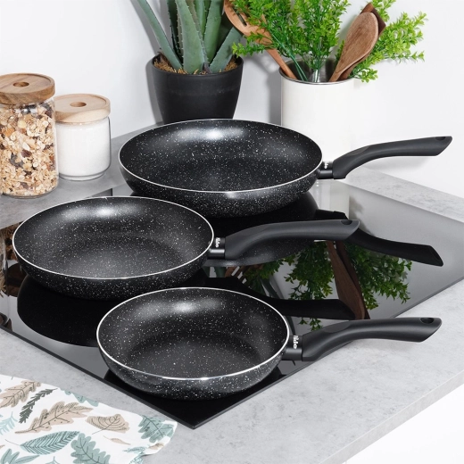 Univerzalne za sve vrste štednjaka