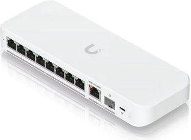 10Gb uplink (RJ45/SFP+) za mrežnu okosnicu
