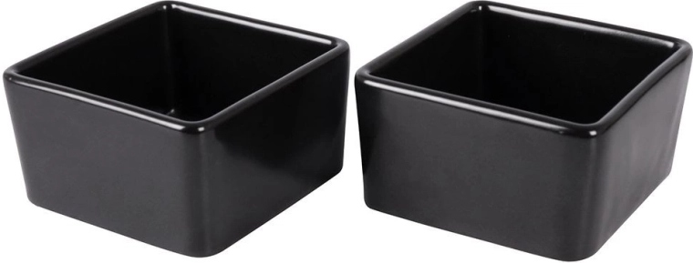 Moderan crni dizajn sa sjajnom površinom