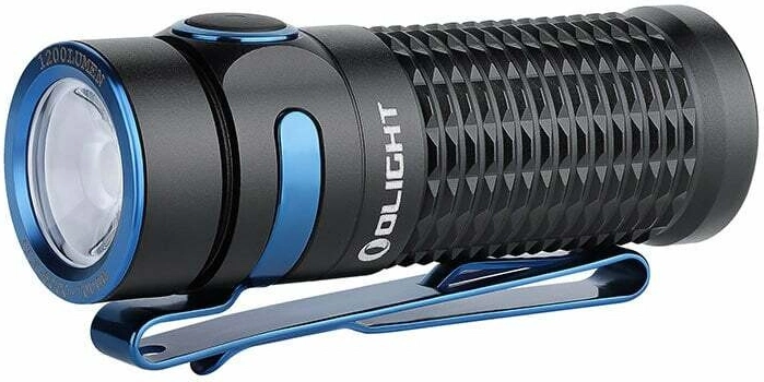 Olight Baton 3 Premium Edition crna – džepna svjetiljka s bežičnom punjačkom futrolom