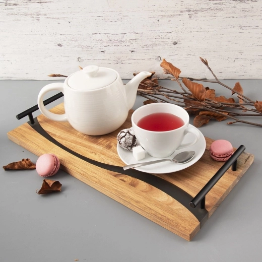 Prirodno bagremovo drvo s efektnom „riječnom“ smolom