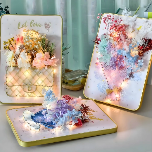 Dekoracija koja dolazi do izražaja i navečer