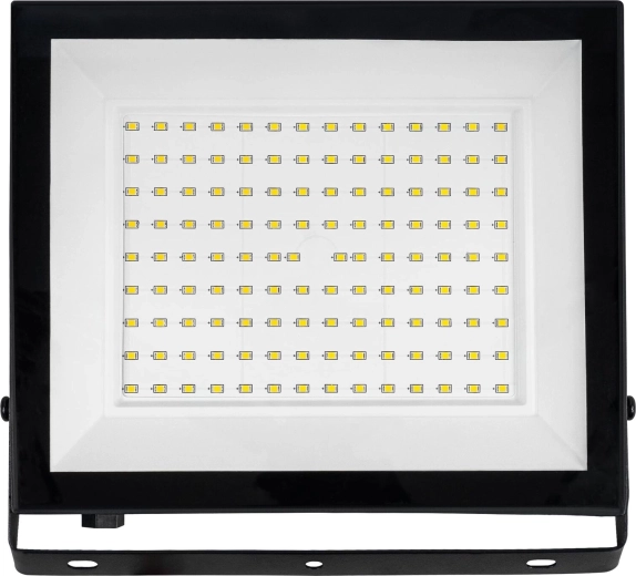 Široka i ujednačena pokrivenost 120°