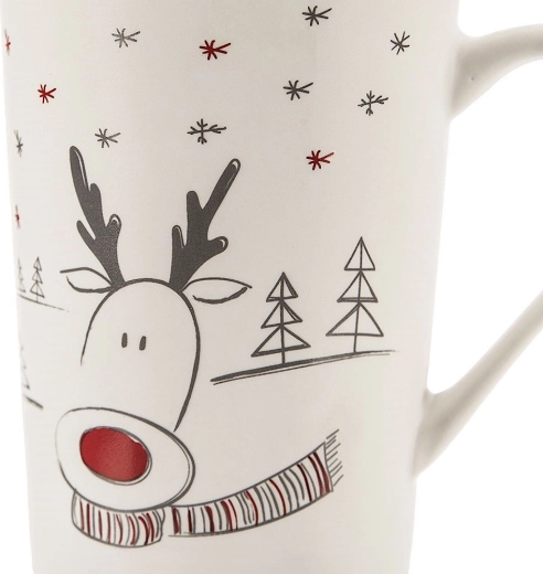 Kvalitetan porculan i udobna ručka