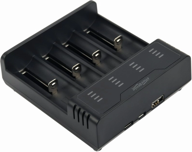 USB napajanje i funkcionalan dizajn