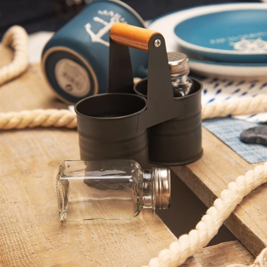 Praktični metalni stalak s drvenom ručkom