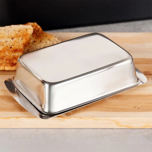 Elegantno posluživanje na stolu