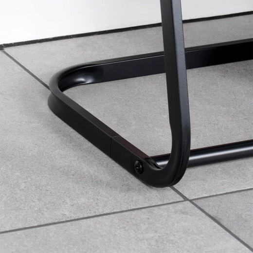 Stabilna i izdržljiva metalna konstrukcija