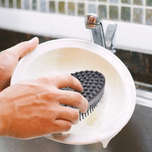 Nježna prema posuđu, učinkovita na nečistoće