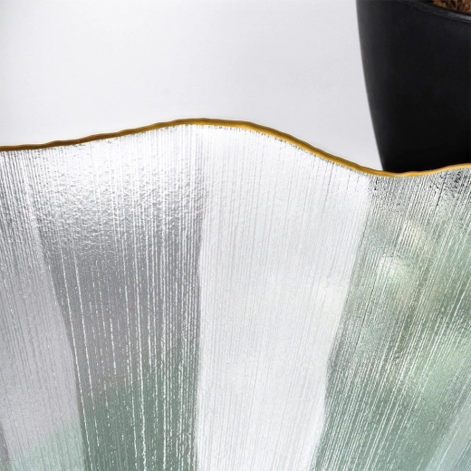 Teksturirano prozirno staklo koje imitira kristal