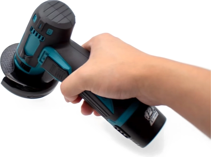 Kompaktna snaga u jednoj ruci