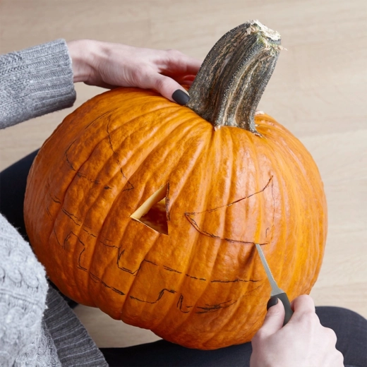 Precizno rezanje i detaljni uzorci