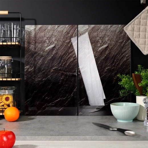 Kaljeno staklo s kamenim izgledom