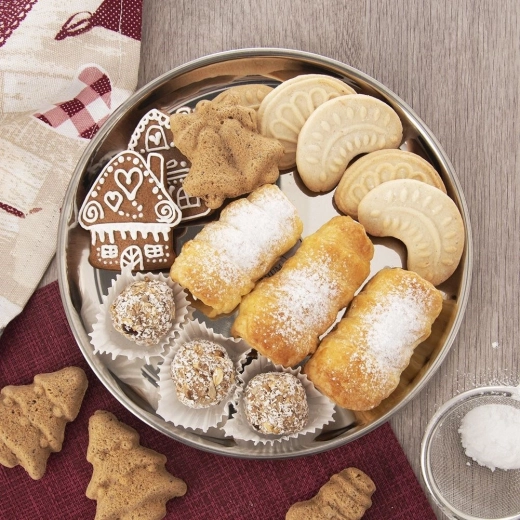 Idealno za kolače, voće i kanapee