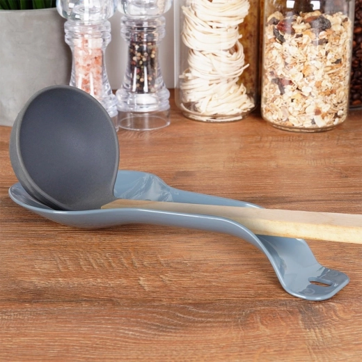 Univerzalni držač za razni pribor