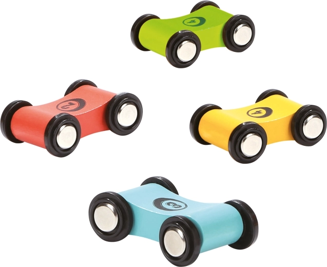 Četiri izdržljiva autića u pakiranju