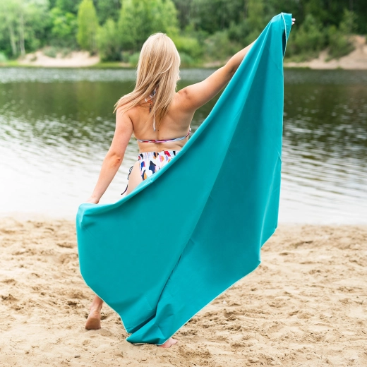 Idealan za plažu, jezero i bazen