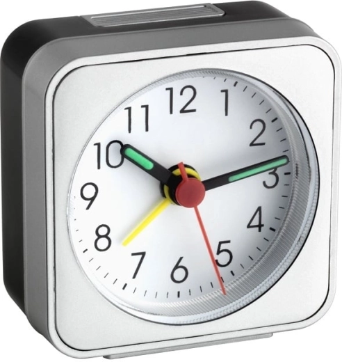 Elektronički budilnik TFA s luminiscentnim kazaljkama, bijelo‑srebrni