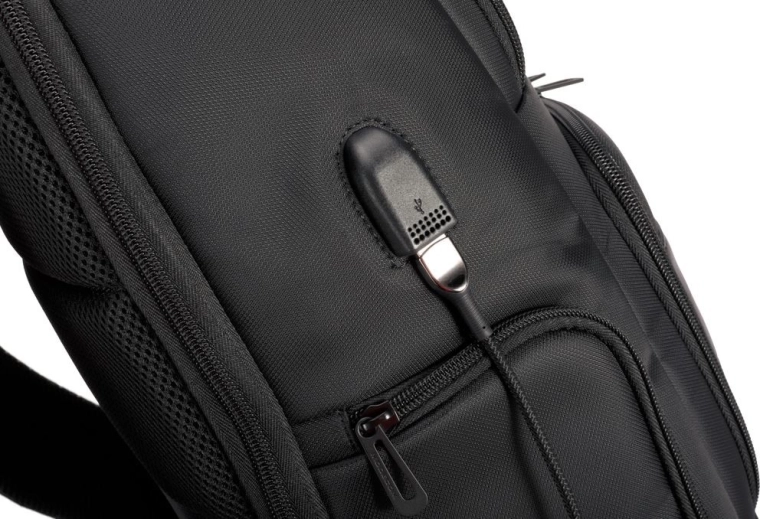 Punjenje u pokretu zahvaljujući integriranom USB priključku