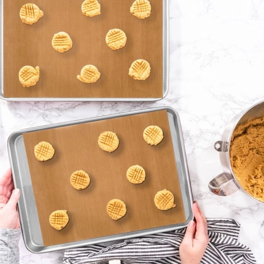 Neljepljiva površina za savršeno pečenje