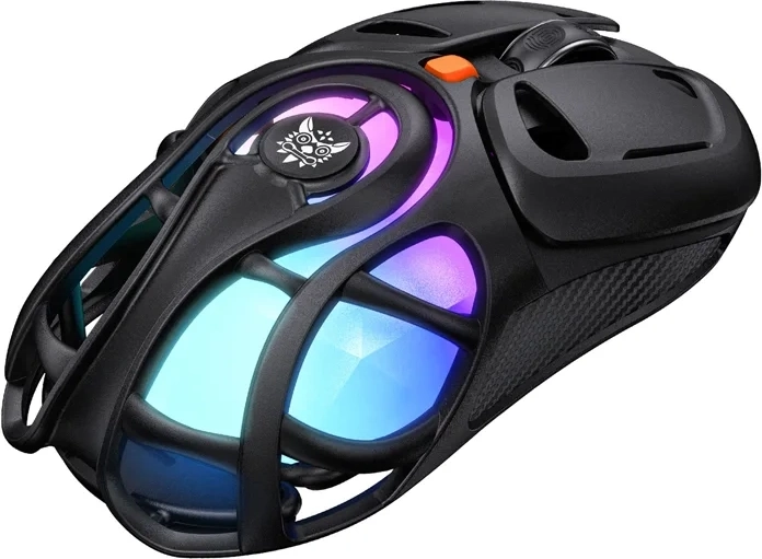 Gaming miš ONIKUMA s otvorenim dizajnom i RGB, tri‑mode