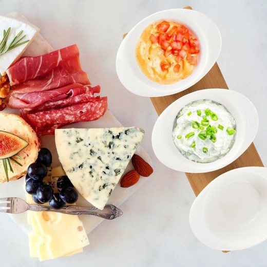 Porculanske zdjelice i žličice za jednostavno posluživanje