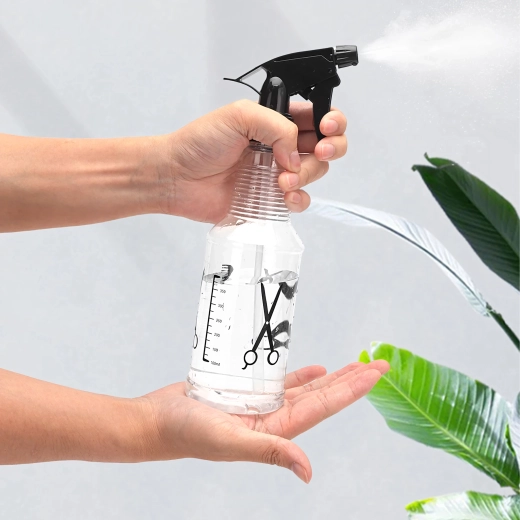 Prozirna bočica s oznakama za kontrolu razine