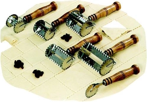 Rezač za tijesto ravan s inox kotačićem i drvenom drškom