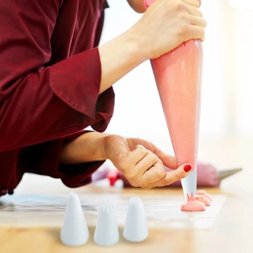 Zamjenjivi nastavci za različite dekore