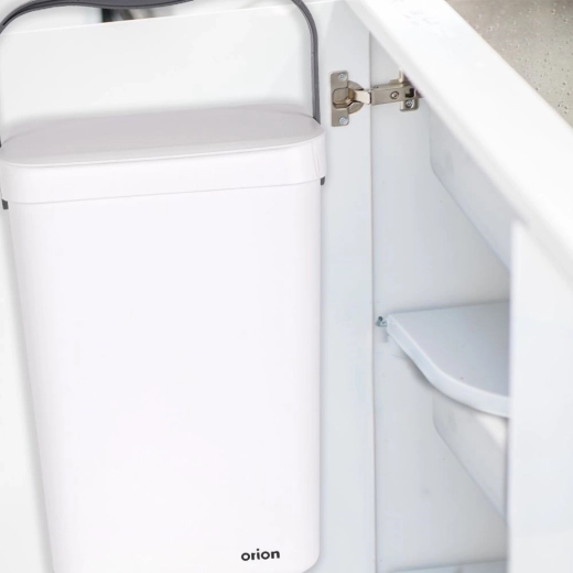 Ušteda prostora vješanjem na vrata ili zid