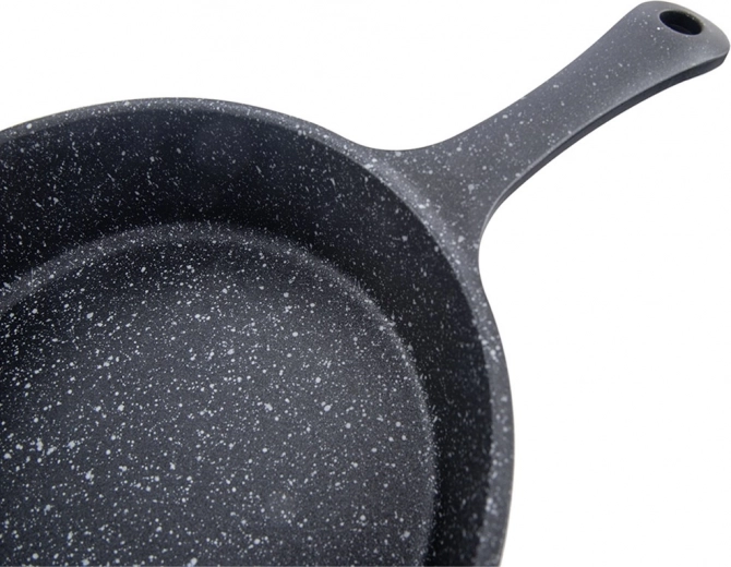 Neprianjajuća granitna površina Pfluon